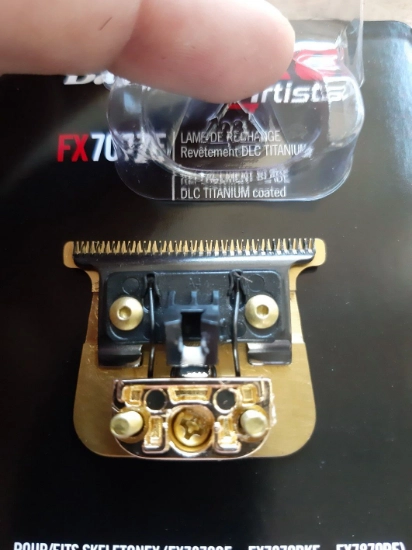 BABYLISS - Cutit masina de contur Skeleton - Gold
